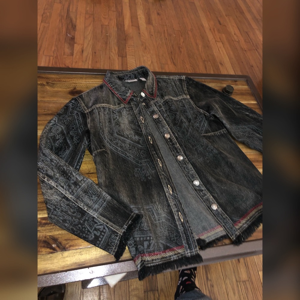 Black jean jacket w/ fringe and embroidery detail